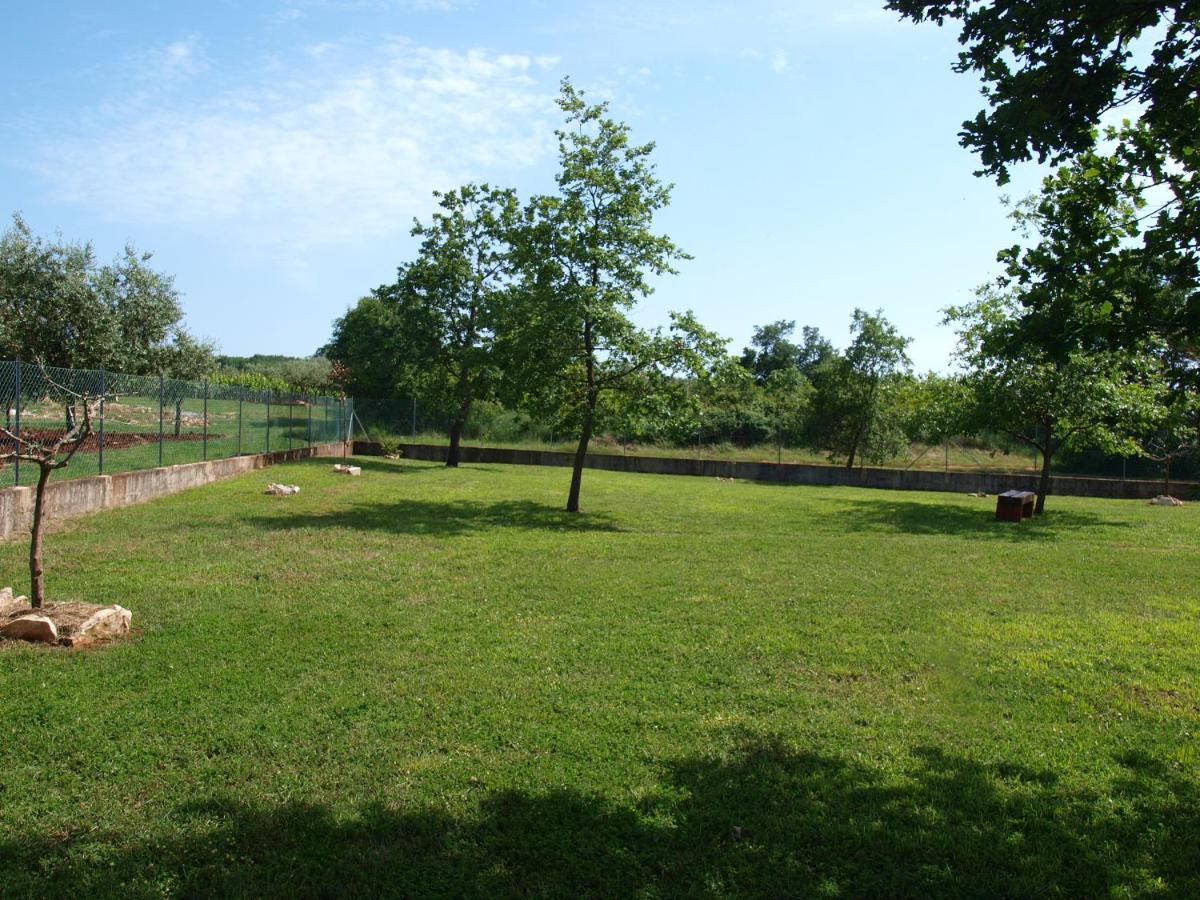 Holiday Home Rosa Gedici ภายนอก รูปภาพ